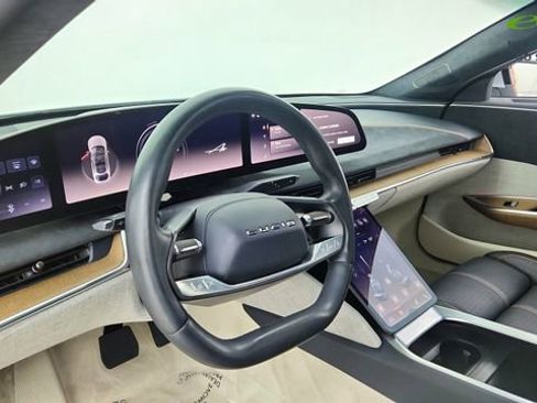 Used 2022 Lucid Air Grand Touring AWD/4WD image 19
