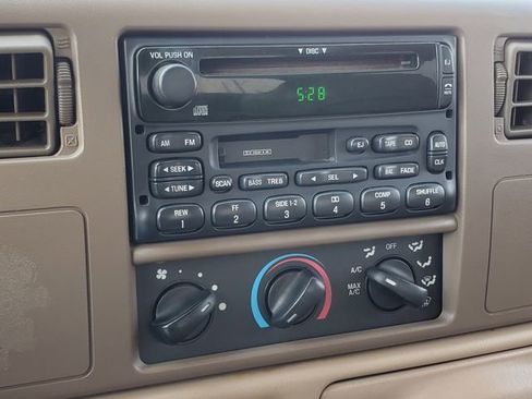 Used 1999 Ford F350 XLT image 15