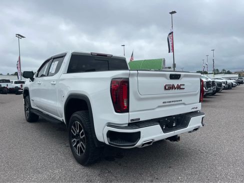 Used 2023 GMC Sierra 1500 AT4 w/ AT4 Premium Package AWD/4WD image 7