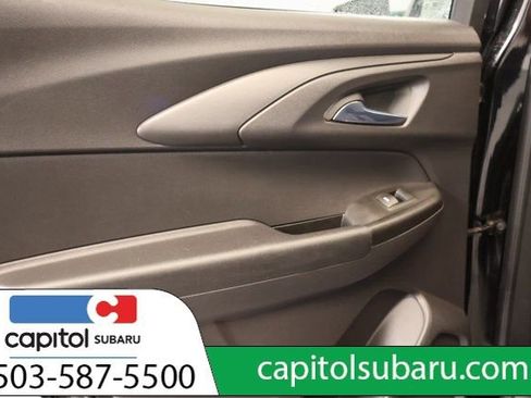 Used 2023 Chevrolet TrailBlazer LT image 28