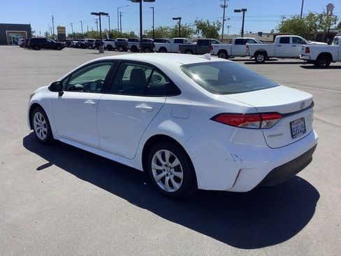 Used 2023 Toyota Corolla LE image 21