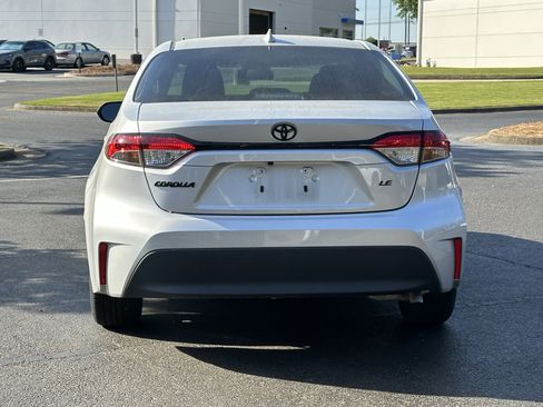 Used 2024 Toyota Corolla LE image 10