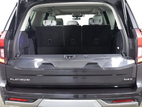 Used 2025 Ford Expedition Max Platinum image 23