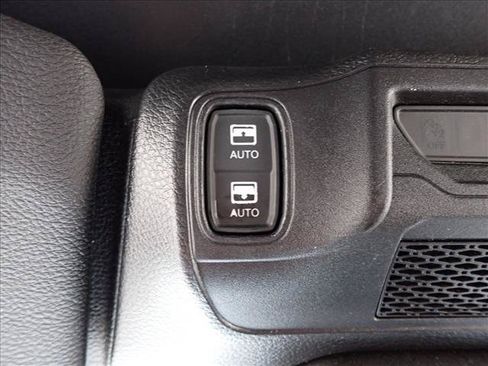 Used 2024 Jeep Wrangler High Altitude AWD/4WD image 12