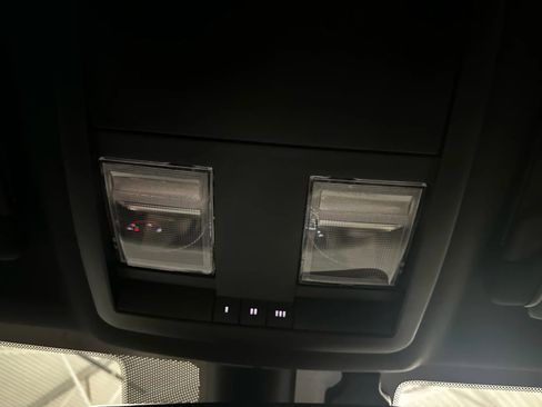 Used 2023 Dodge Challenger R/T w/ Blacktop Package image 38