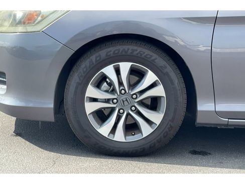 Used 2013 Honda Accord LX image 10