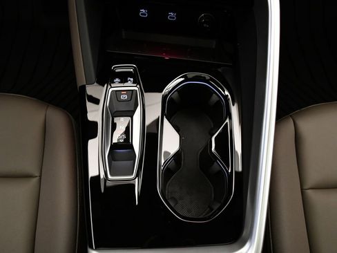 Certified 2025 Audi Q5 Premium w/ Convenience Package image 29