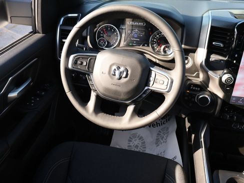 Used 2025 RAM 1500 Big Horn AWD/4WD image 15