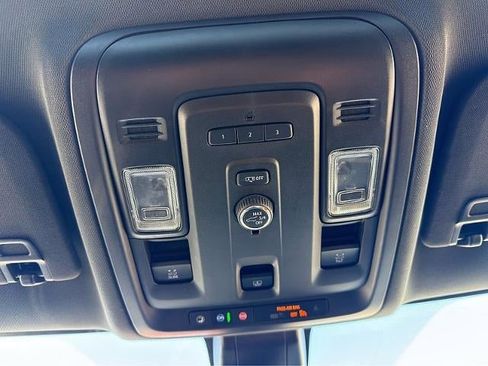 Used 2021 Chevrolet Tahoe Z71 w/ Rear Media and Nav Package AWD/4WD image 39