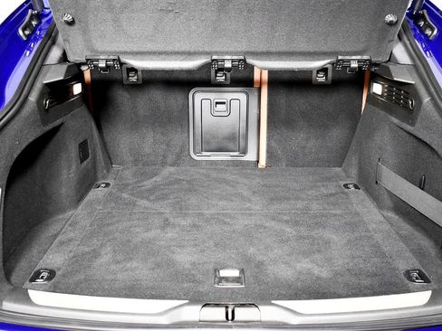 Used 2021 Maserati Levante image 22