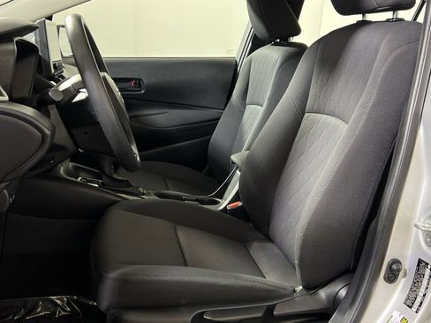 Used 2024 Toyota Corolla LE image 11