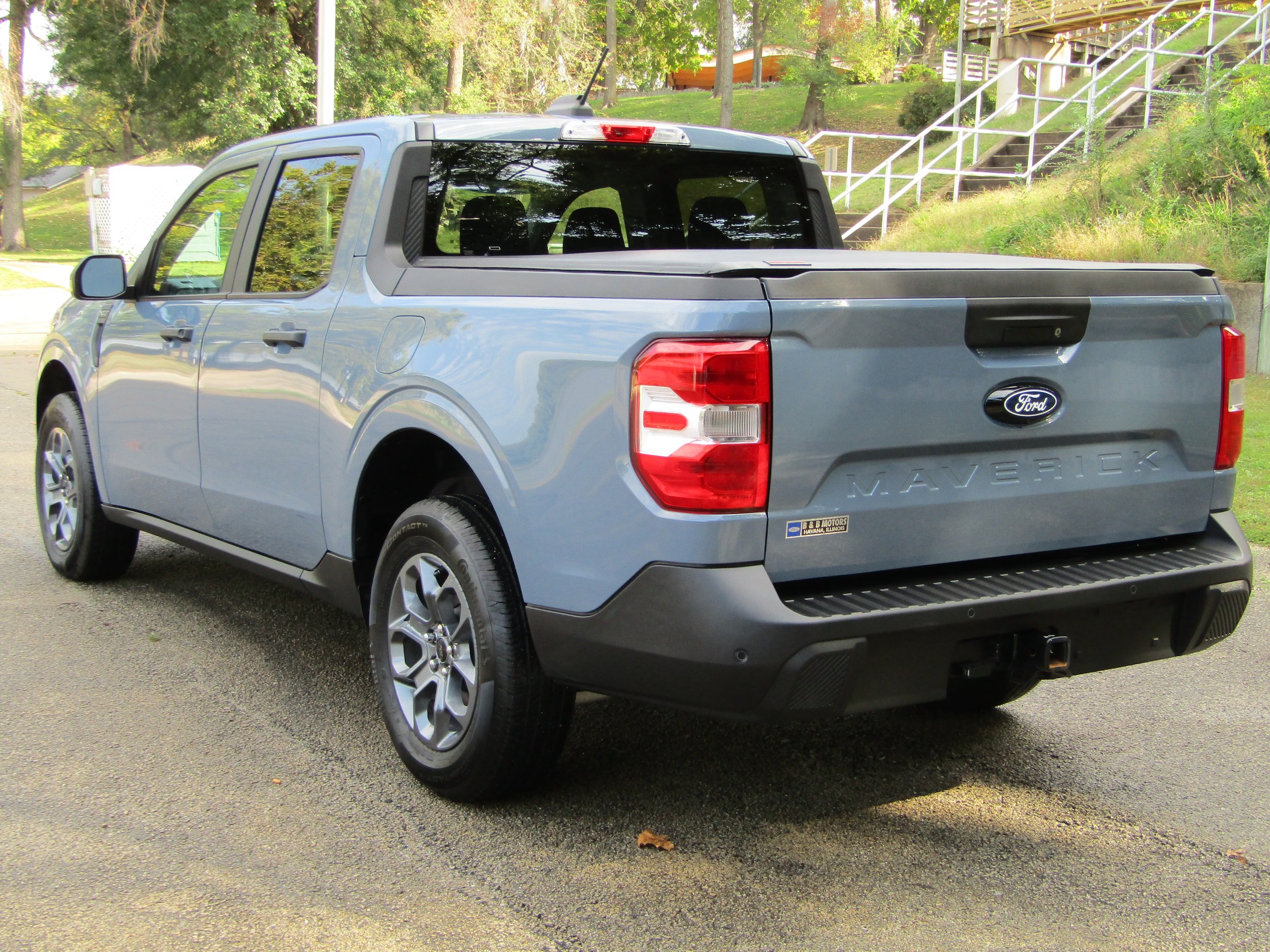Used 2025 Ford Maverick XLT w/ XLT Luxury Package AWD/4WD image 2