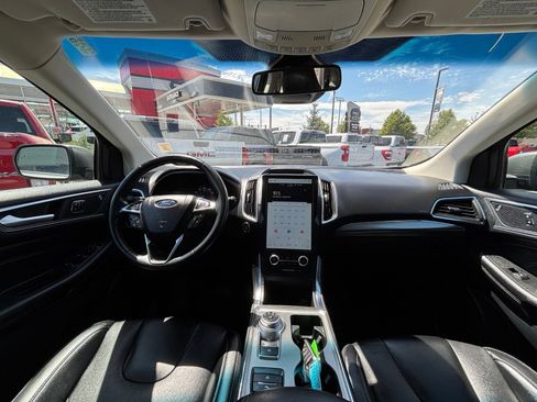 Used 2022 Ford Edge Titanium AWD/4WD image 23