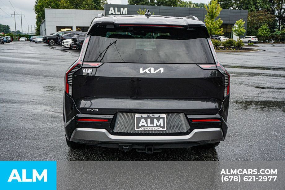 Used 2024 Kia EV9 Land AWD/4WD image 10
