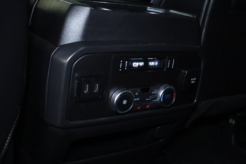 Used 2020 Ford Expedition Limited w/ Equipment Group 303A AWD/4WD image 16