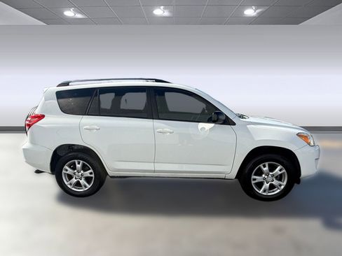 Used 2012 Toyota RAV4 image 8