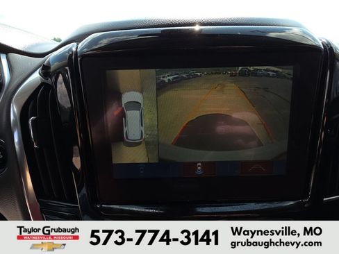 Used 2018 Chevrolet Traverse LT FWD image 22