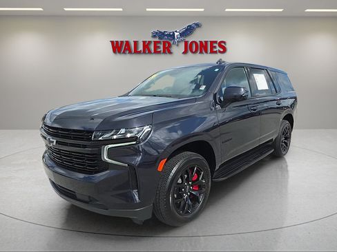 Used 2024 Chevrolet Tahoe RST w/ RST Performance Edition AWD/4WD image 3