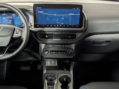 Certified 2025 Ford Bronco Sport Outer Banks w/ Outer Banks Tech Package+ AWD/4WD image 14
