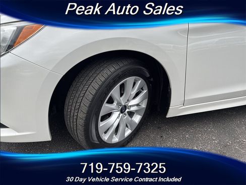 Used 2017 Subaru Legacy 2.5i Premium AWD/4WD image 10