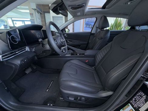 New 2026 Hyundai Elantra Limited image 12