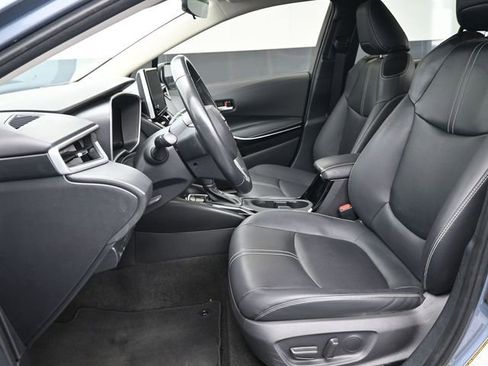 Used 2024 Toyota Corolla XLE image 25