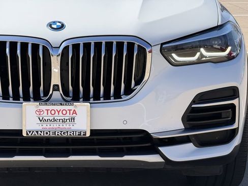 Used 2022 BMW X5 xDrive45e w/ Luxury Seating Package image 9