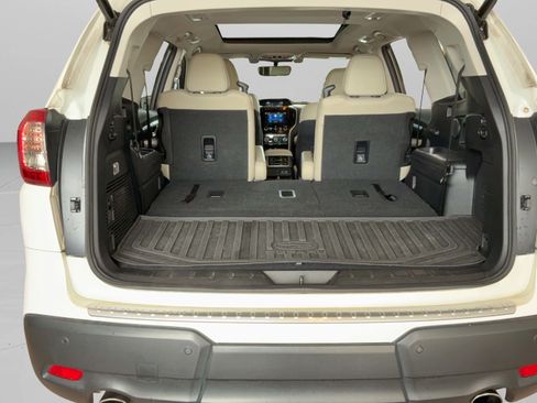 Used 2022 Subaru Ascent Limited w/ Technology Package AWD/4WD image 36