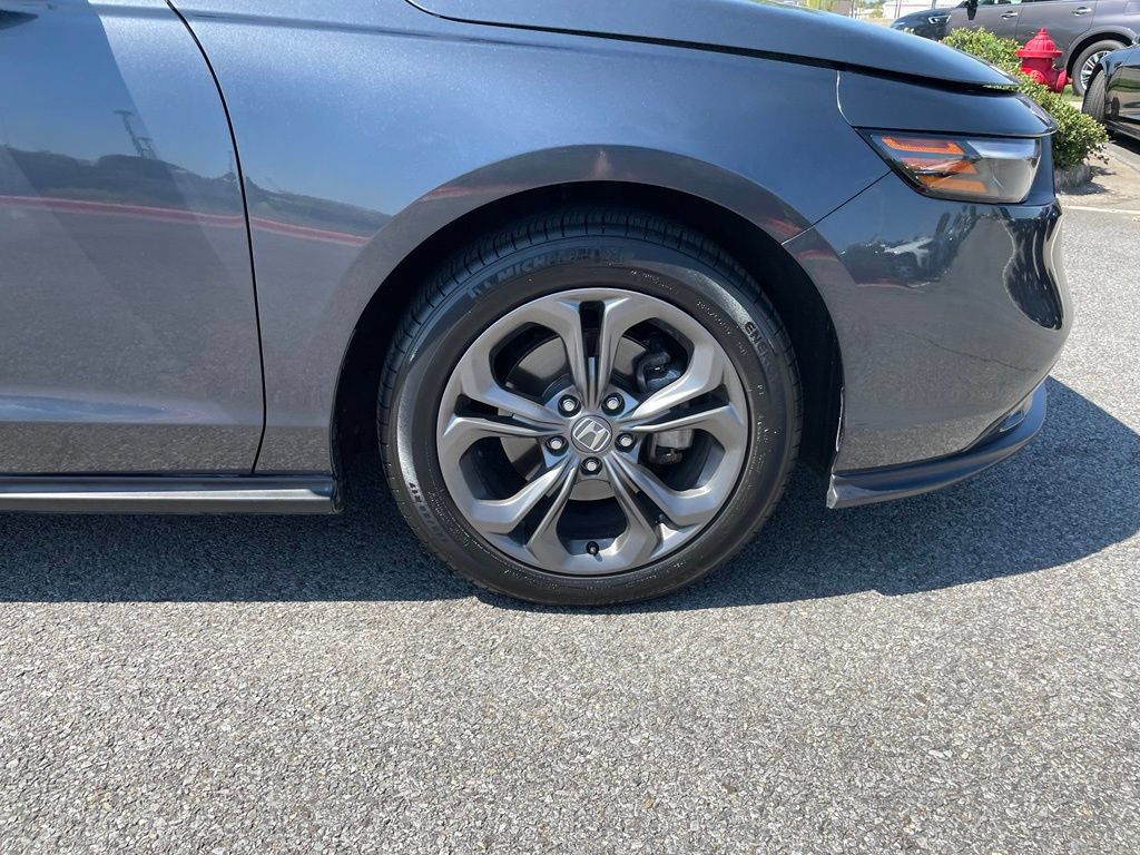 Used 2023 Honda Accord EX image 30