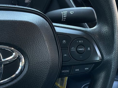 Used 2024 Toyota Corolla LE image 22