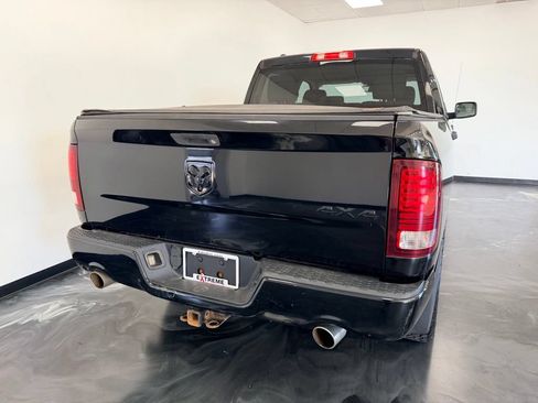 Used 2014 RAM 1500 Express w/ Black Ram 1500 Express Group AWD/4WD image 5