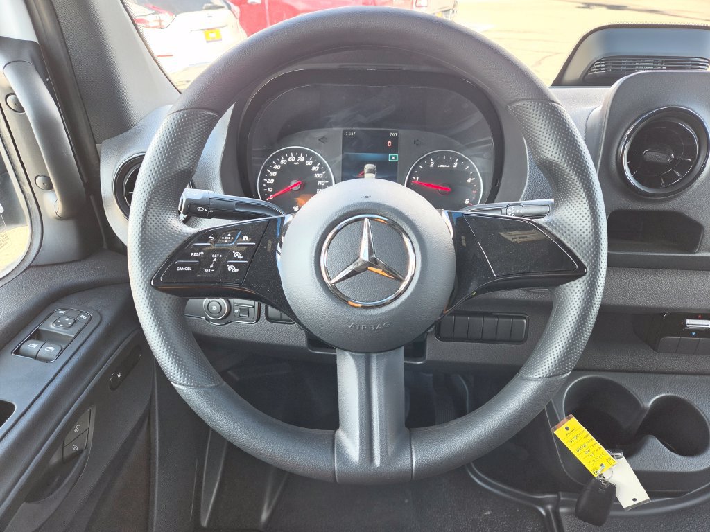Used 2026 Mercedes-Benz Sprinter 2500 image 11