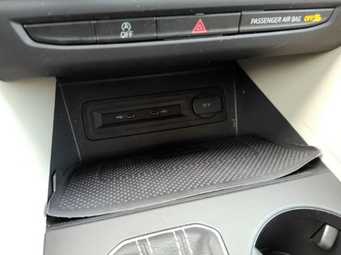 Used 2021 Volkswagen Atlas SE w/ Panoramic Sunroof Package FWD image 47