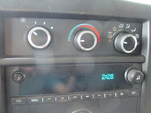 Used 2020 Chevrolet Express 4500 w/ Power Convenience Package image 12