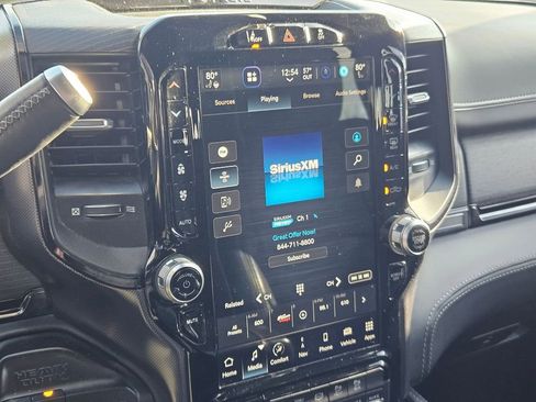 Used 2023 RAM 3500 Limited image 33