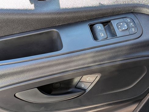 Used 2020 Mercedes-Benz Sprinter 2500 image 15