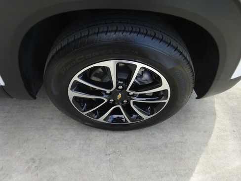 Certified 2024 Chevrolet TrailBlazer LT w/ LT Cold Weather Package image 13