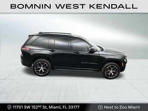 Used 2023 Jeep Grand Cherokee Summit image 17