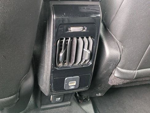 Certified 2024 Jeep Compass Latitude AWD/4WD image 24