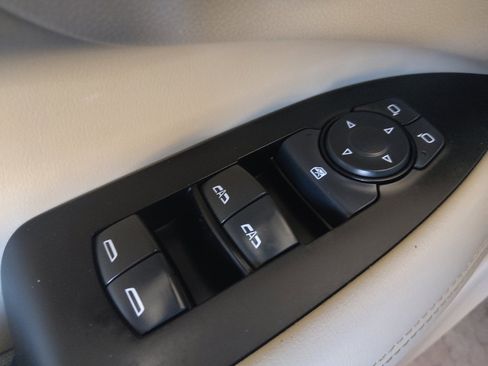 Used 2018 Buick LaCrosse Essence image 27