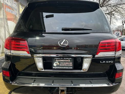 Used 2013 Lexus LX 570 4WD image 4