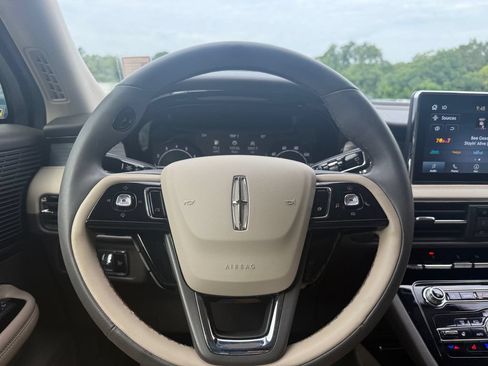 Used 2022 Lincoln Corsair FWD w/ Equipment Group 101A image 20
