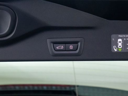 New 2026 BMW X5 xDrive50e w/ Executive Package image 34