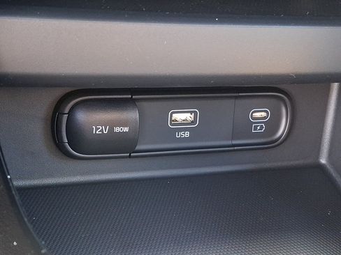 New 2026 Kia Seltos S AWD/4WD image 11