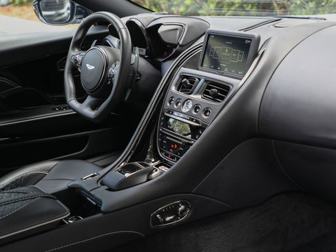 Used 2023 Aston Martin DBS Coupe RWD image 15