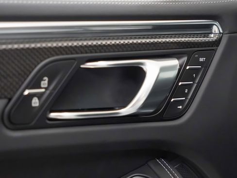 New 2026 Porsche Macan GTS image 22