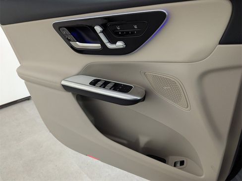 New 2026 Mercedes-Benz GLC 300 4MATIC image 17