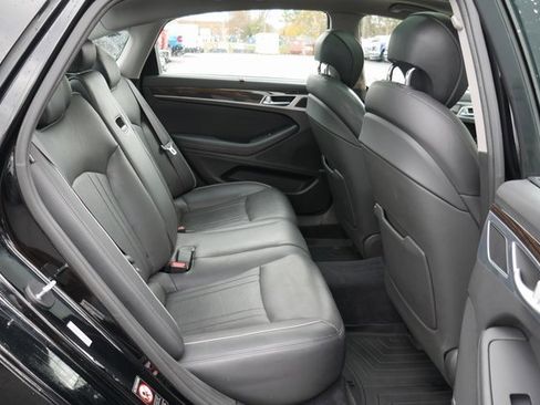 Used 2015 Hyundai Genesis 3.8 w/ Option Group 03 image 25