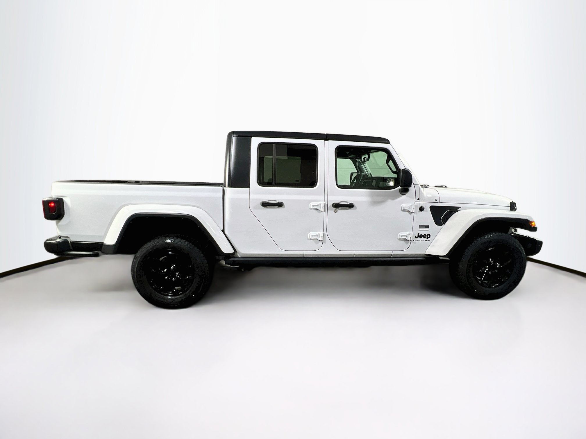 Used 2023 Jeep Gladiator Sport AWD/4WD image 4