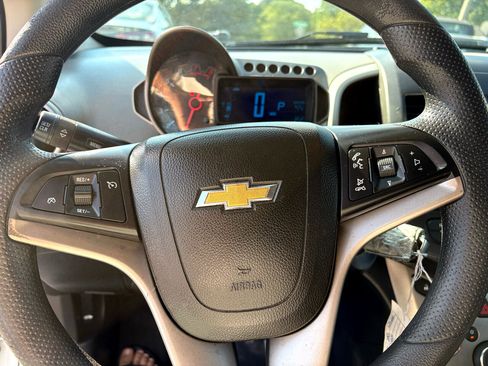 Used 2013 Chevrolet Sonic LT image 8